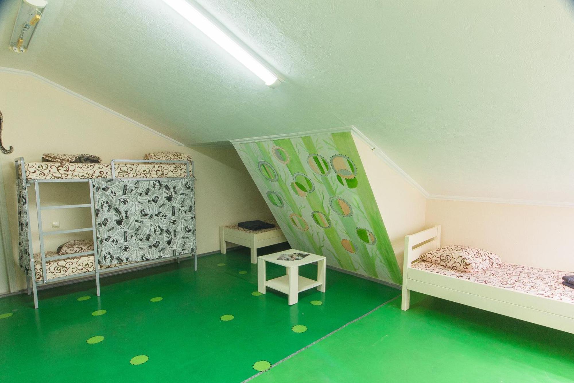 Lucky Hostel На Крещатике Kyiv Exterior photo