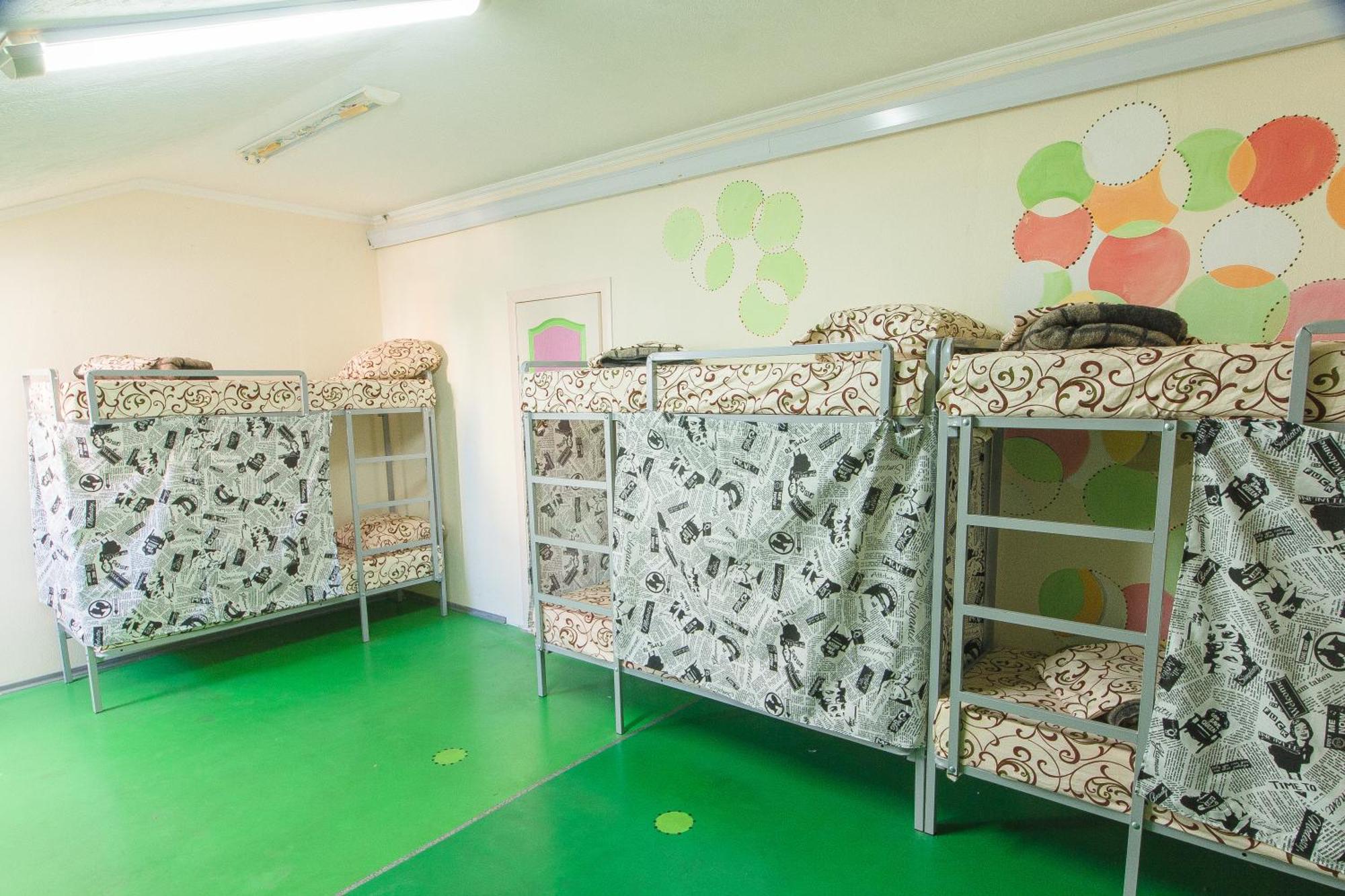 Lucky Hostel На Крещатике Kyiv Exterior photo