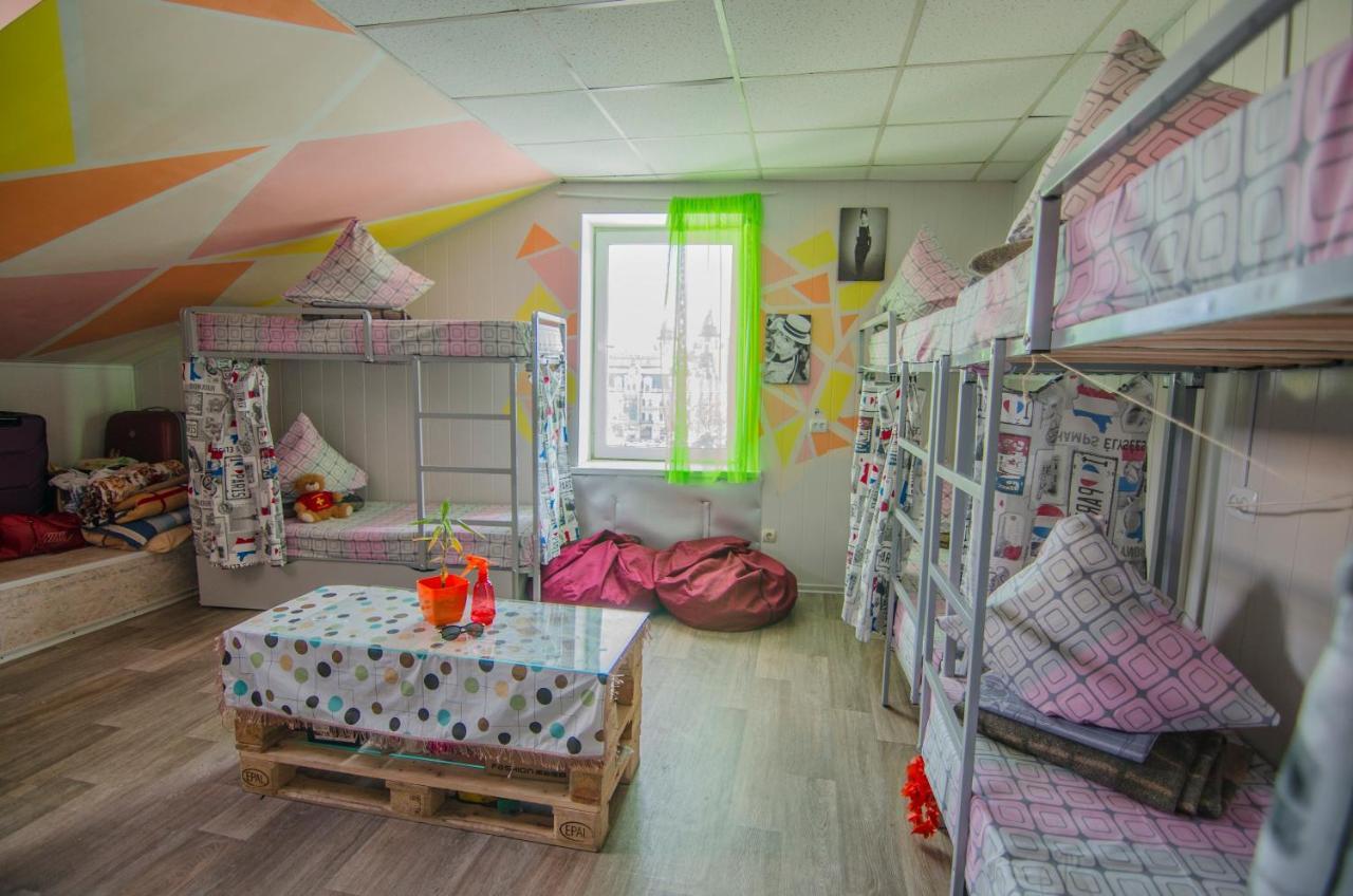 Lucky Hostel На Крещатике Kyiv Exterior photo